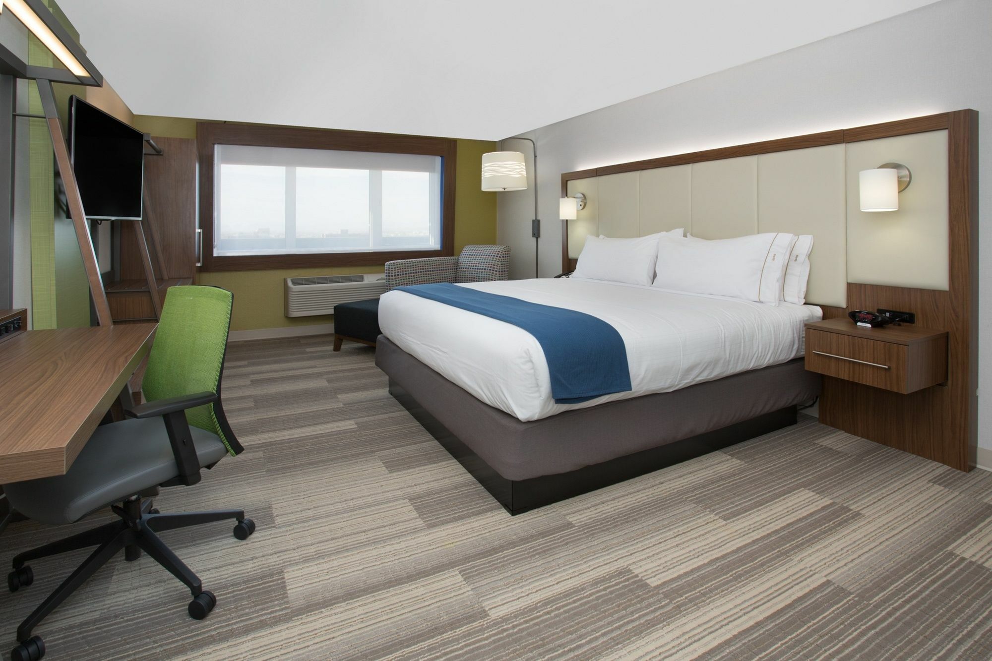 Holiday Inn Express & Suites - Houston East - Beltway 8 By Ihg Cloverleaf Экстерьер фото